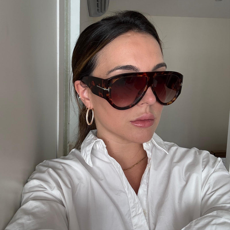 Óculos Brienza Oversized - Estilo e Proteção Para Seus Olhos